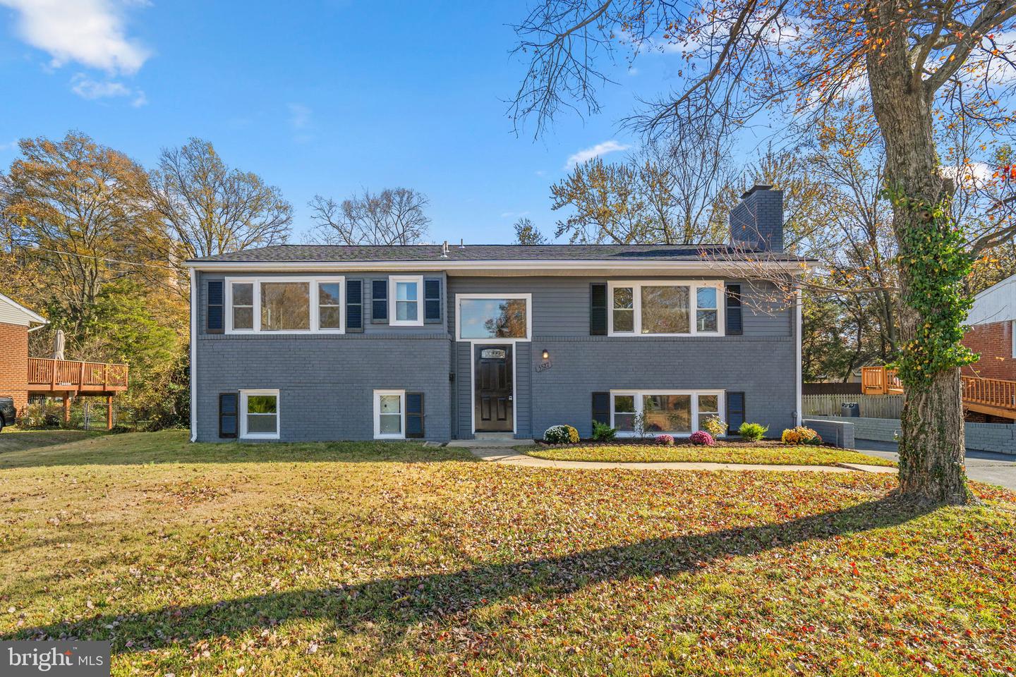 5527 BOUFFANT BLVD, ALEXANDRIA, Virginia 22311, 4 Bedrooms Bedrooms, ,3 BathroomsBathrooms,Residential,For sale,5527 BOUFFANT BLVD,VAFX2279110 MLS # VAFX2279110 5527 BOUFFANT BLVD, ALEXANDRIA, Virginia 22311, 4 Bedrooms Bedrooms, ,3 BathroomsBathrooms,Residential,For sale,5527 BOUFFANT BLVD,VAFX2279110 MLS # VAFX2279110