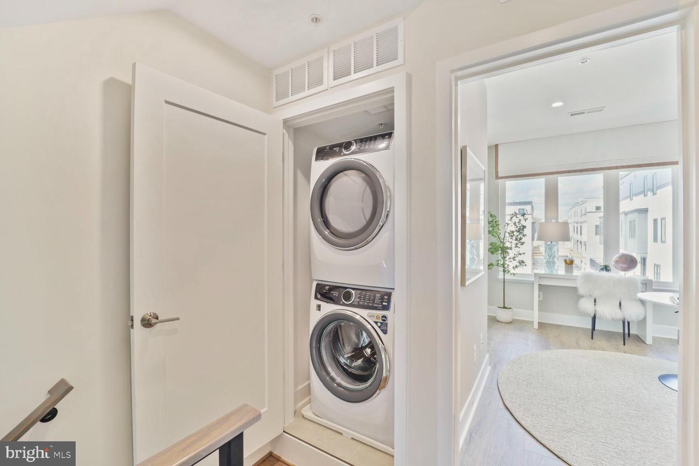 61 LOWER SERVICE CT NW #ATWOOD 891, WASHINGTON, District Of Columbia 20001, 3 Bedrooms Bedrooms, ,2 BathroomsBathrooms,Residential,For sale,61 LOWER SERVICE CT NW #ATWOOD 891,DCDC2231778 MLS # DCDC2231778