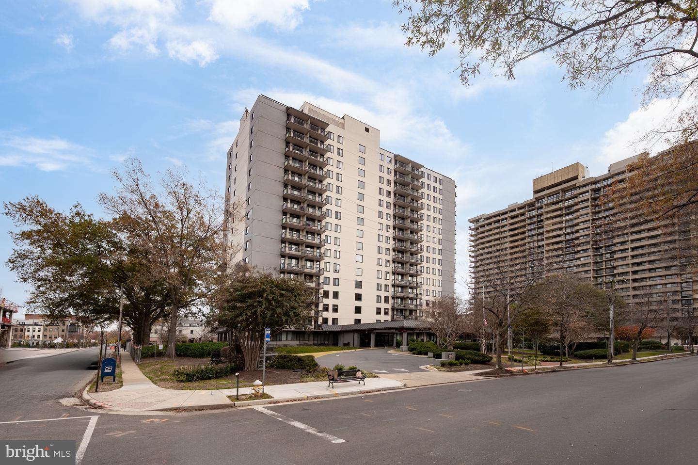 801 N PITT ST #1708, ALEXANDRIA, Virginia 22314, 1 Bedroom Bedrooms, ,1 BathroomBathrooms,Residential,For sale,801 N PITT ST #1708,VAAX2051782 MLS # VAAX2051782 801 N PITT ST #1708, ALEXANDRIA, Virginia 22314, 1 Bedroom Bedrooms, ,1 BathroomBathrooms,Residential,For sale,801 N PITT ST #1708,VAAX2051782 MLS # VAAX2051782