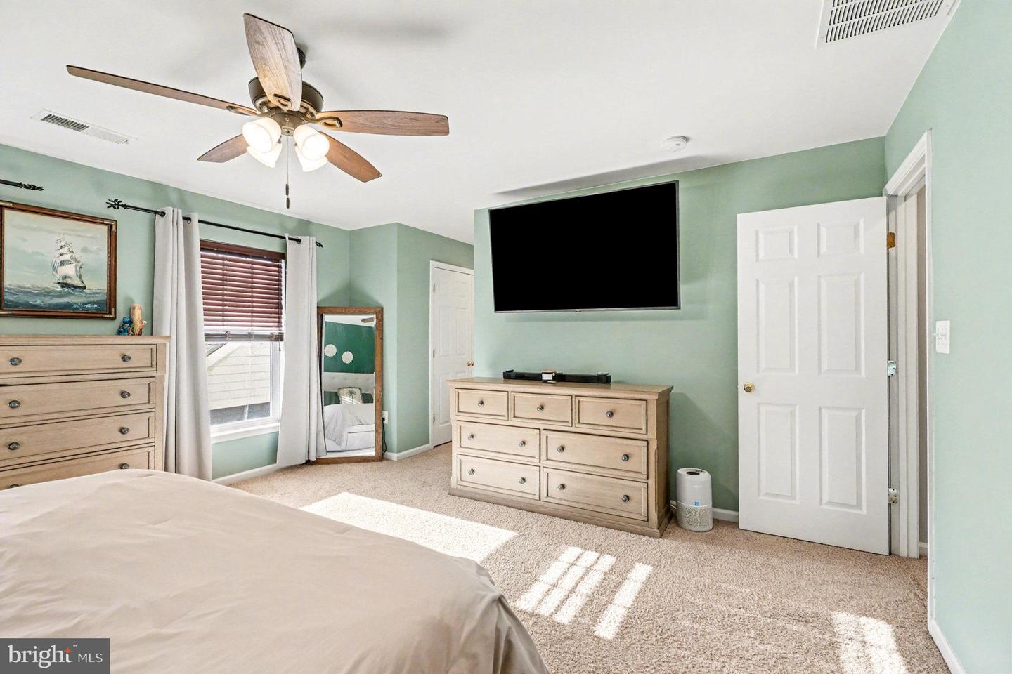 1207 HEARTHSTONE DR, FREDERICKSBURG, Virginia 22401, 4 Bedrooms Bedrooms, ,3 BathroomsBathrooms,Residential,For sale,1207 HEARTHSTONE DR,VAFB2009296 MLS # VAFB2009296 1207 HEARTHSTONE DR, FREDERICKSBURG, Virginia 22401, 4 Bedrooms Bedrooms, ,3 BathroomsBathrooms,Residential,For sale,1207 HEARTHSTONE DR,VAFB2009296 MLS # VAFB2009296