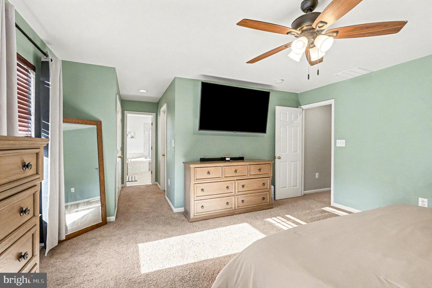 1207 HEARTHSTONE DR, FREDERICKSBURG, Virginia 22401, 4 Bedrooms Bedrooms, ,3 BathroomsBathrooms,Residential,For sale,1207 HEARTHSTONE DR,VAFB2009296 MLS # VAFB2009296 1207 HEARTHSTONE DR, FREDERICKSBURG, Virginia 22401, 4 Bedrooms Bedrooms, ,3 BathroomsBathrooms,Residential,For sale,1207 HEARTHSTONE DR,VAFB2009296 MLS # VAFB2009296