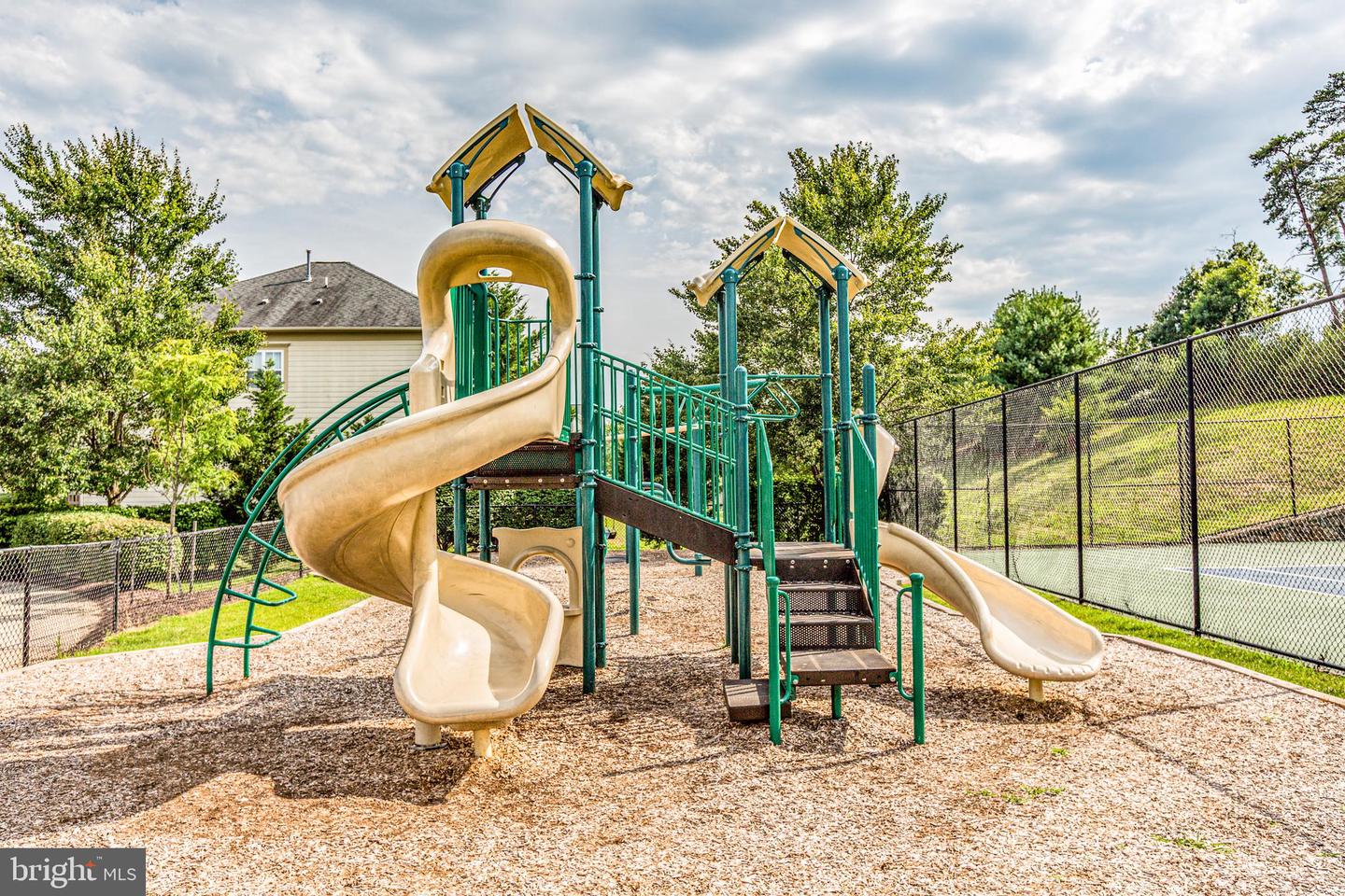 1207 HEARTHSTONE DR, FREDERICKSBURG, Virginia 22401, 4 Bedrooms Bedrooms, ,3 BathroomsBathrooms,Residential,For sale,1207 HEARTHSTONE DR,VAFB2009296 MLS # VAFB2009296 1207 HEARTHSTONE DR, FREDERICKSBURG, Virginia 22401, 4 Bedrooms Bedrooms, ,3 BathroomsBathrooms,Residential,For sale,1207 HEARTHSTONE DR,VAFB2009296 MLS # VAFB2009296