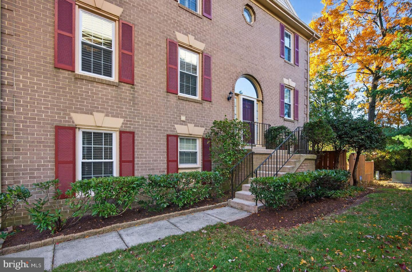 6620 HALTWHISTLE LN, ALEXANDRIA, Virginia 22315, 3 Bedrooms Bedrooms, 7 Rooms Rooms,3 BathroomsBathrooms,Residential,For sale,6620 HALTWHISTLE LN,VAFX2279026 MLS # VAFX2279026 6620 HALTWHISTLE LN, ALEXANDRIA, Virginia 22315, 3 Bedrooms Bedrooms, 7 Rooms Rooms,3 BathroomsBathrooms,Residential,For sale,6620 HALTWHISTLE LN,VAFX2279026 MLS # VAFX2279026