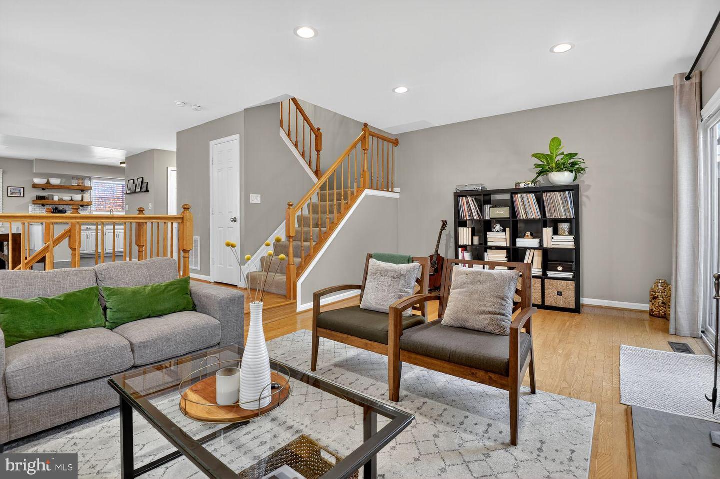 6620 HALTWHISTLE LN, ALEXANDRIA, Virginia 22315, 3 Bedrooms Bedrooms, 7 Rooms Rooms,3 BathroomsBathrooms,Residential,For sale,6620 HALTWHISTLE LN,VAFX2279026 MLS # VAFX2279026 6620 HALTWHISTLE LN, ALEXANDRIA, Virginia 22315, 3 Bedrooms Bedrooms, 7 Rooms Rooms,3 BathroomsBathrooms,Residential,For sale,6620 HALTWHISTLE LN,VAFX2279026 MLS # VAFX2279026