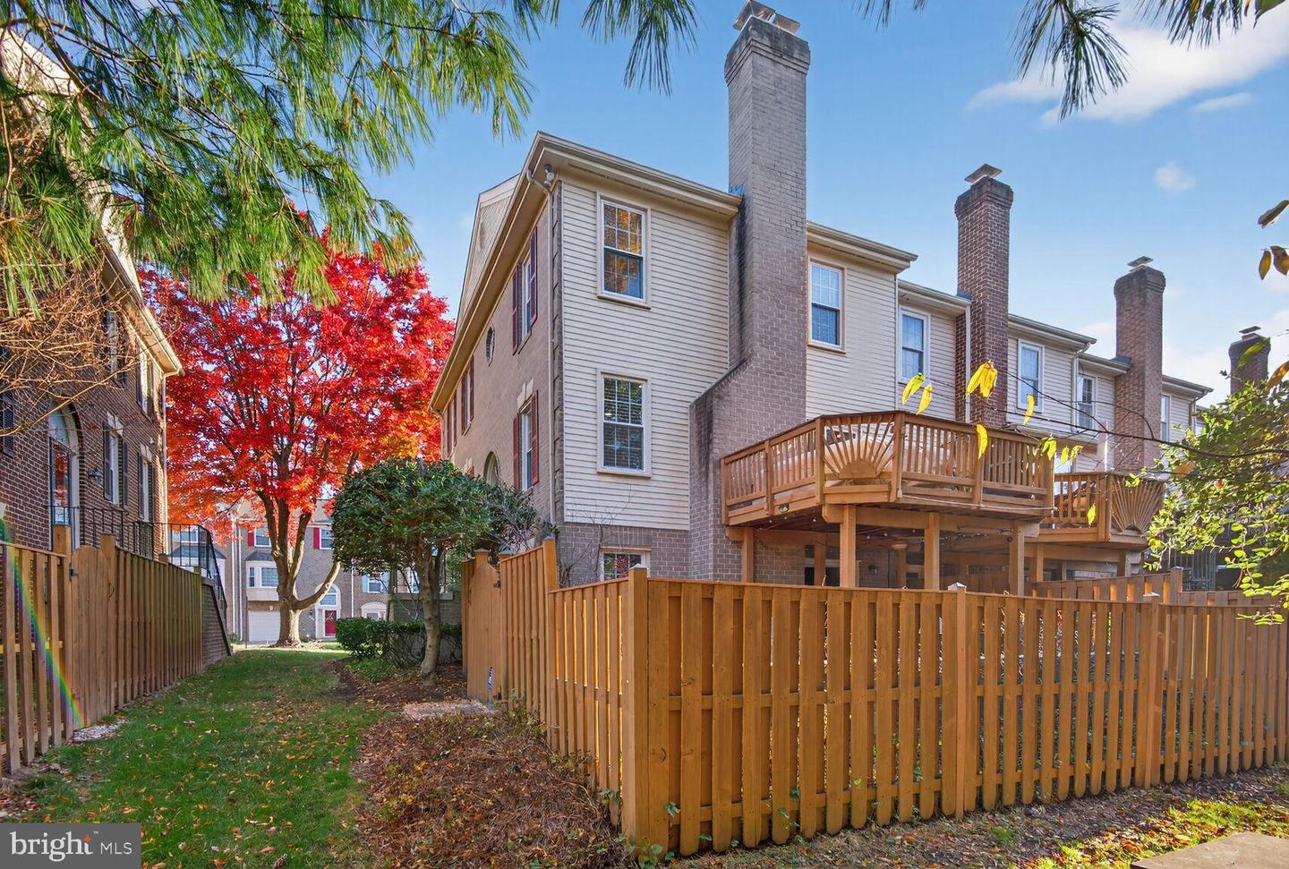 6620 HALTWHISTLE LN, ALEXANDRIA, Virginia 22315, 3 Bedrooms Bedrooms, 7 Rooms Rooms,3 BathroomsBathrooms,Residential,For sale,6620 HALTWHISTLE LN,VAFX2279026 MLS # VAFX2279026 6620 HALTWHISTLE LN, ALEXANDRIA, Virginia 22315, 3 Bedrooms Bedrooms, 7 Rooms Rooms,3 BathroomsBathrooms,Residential,For sale,6620 HALTWHISTLE LN,VAFX2279026 MLS # VAFX2279026