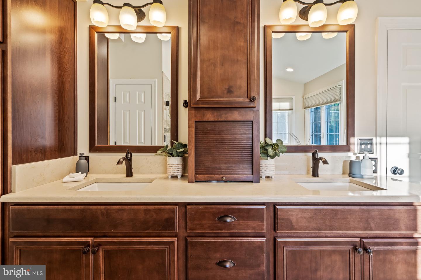 13183 RETTEW DR, MANASSAS, Virginia 20112, 4 Bedrooms Bedrooms, ,3 BathroomsBathrooms,Residential,For sale,13183 RETTEW DR,VAPW2107762 MLS # VAPW2107762 13183 RETTEW DR, MANASSAS, Virginia 20112, 4 Bedrooms Bedrooms, ,3 BathroomsBathrooms,Residential,For sale,13183 RETTEW DR,VAPW2107762 MLS # VAPW2107762