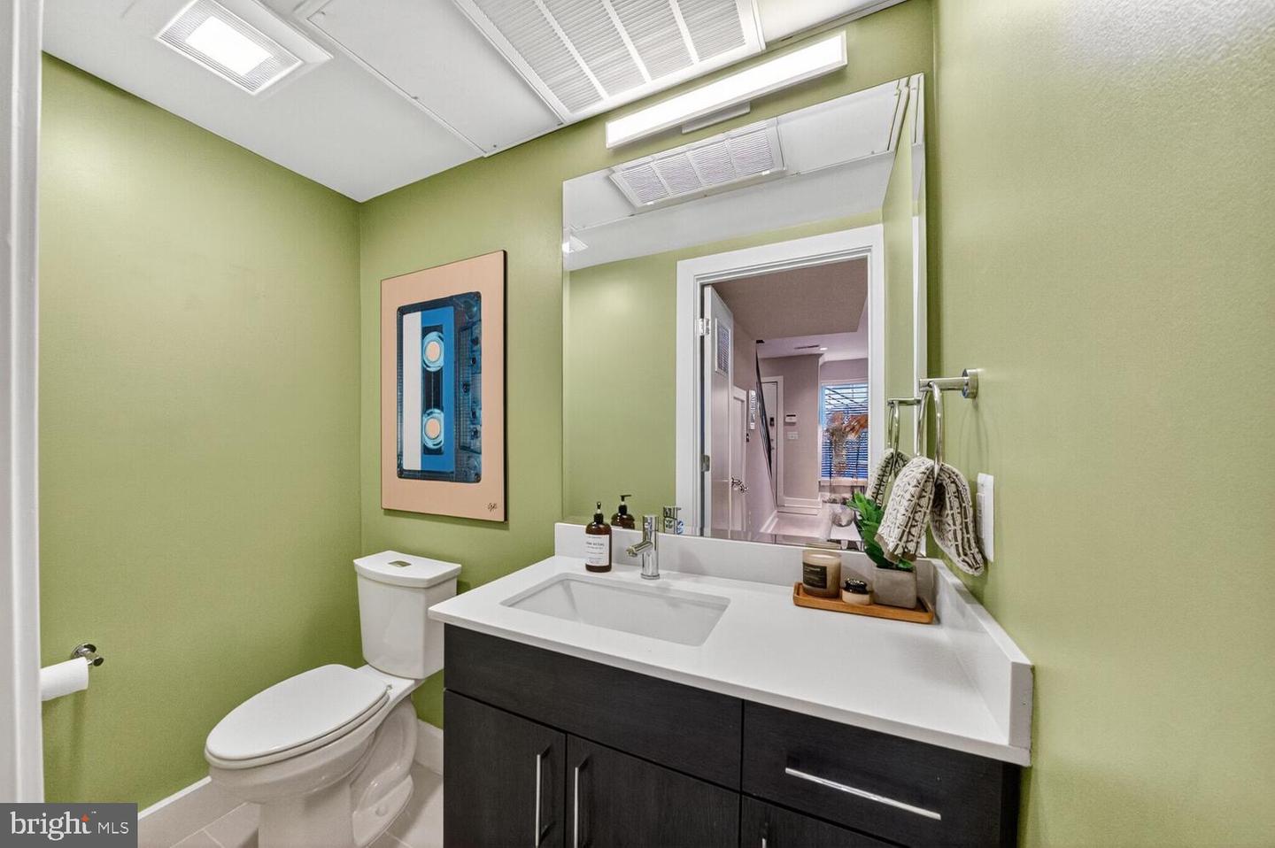 2724 12TH ST NE #9, WASHINGTON, District Of Columbia 20018, 2 Bedrooms Bedrooms, 5 Rooms Rooms,2 BathroomsBathrooms,Residential,For sale,2724 12TH ST NE #9,DCDC2231810 MLS # DCDC2231810 2724 12TH ST NE #9, WASHINGTON, District Of Columbia 20018, 2 Bedrooms Bedrooms, 5 Rooms Rooms,2 BathroomsBathrooms,Residential,For sale,2724 12TH ST NE #9,DCDC2231810 MLS # DCDC2231810