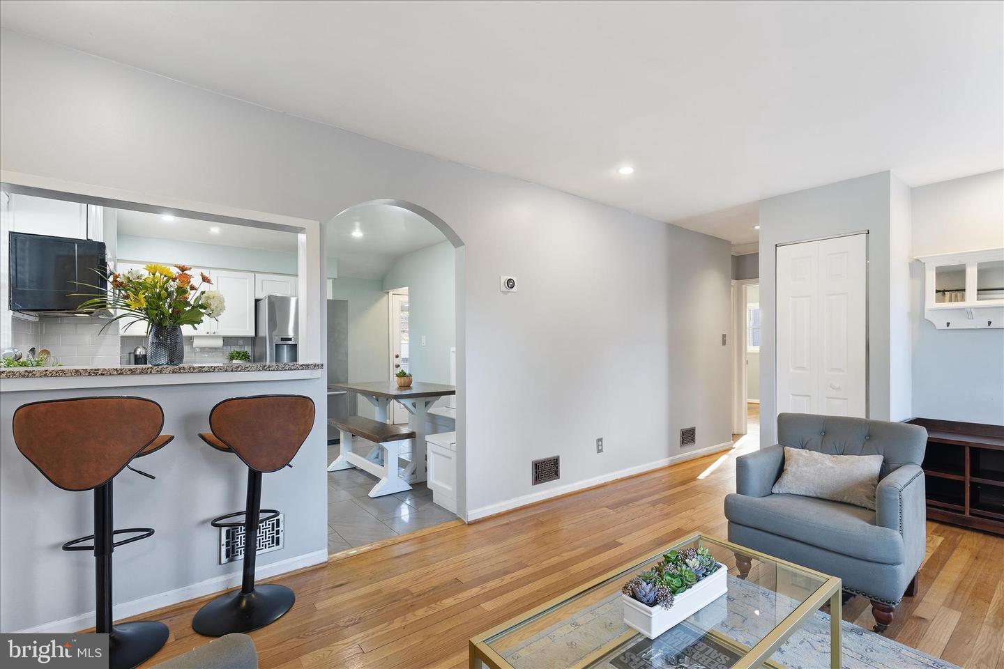 7203 ARTHUR DR, FALLS CHURCH, Virginia 22046, 4 Bedrooms Bedrooms, 11 Rooms Rooms,2 BathroomsBathrooms,Residential,For sale,7203 ARTHUR DR,VAFX2279172 MLS # VAFX2279172 7203 ARTHUR DR, FALLS CHURCH, Virginia 22046, 4 Bedrooms Bedrooms, 11 Rooms Rooms,2 BathroomsBathrooms,Residential,For sale,7203 ARTHUR DR,VAFX2279172 MLS # VAFX2279172