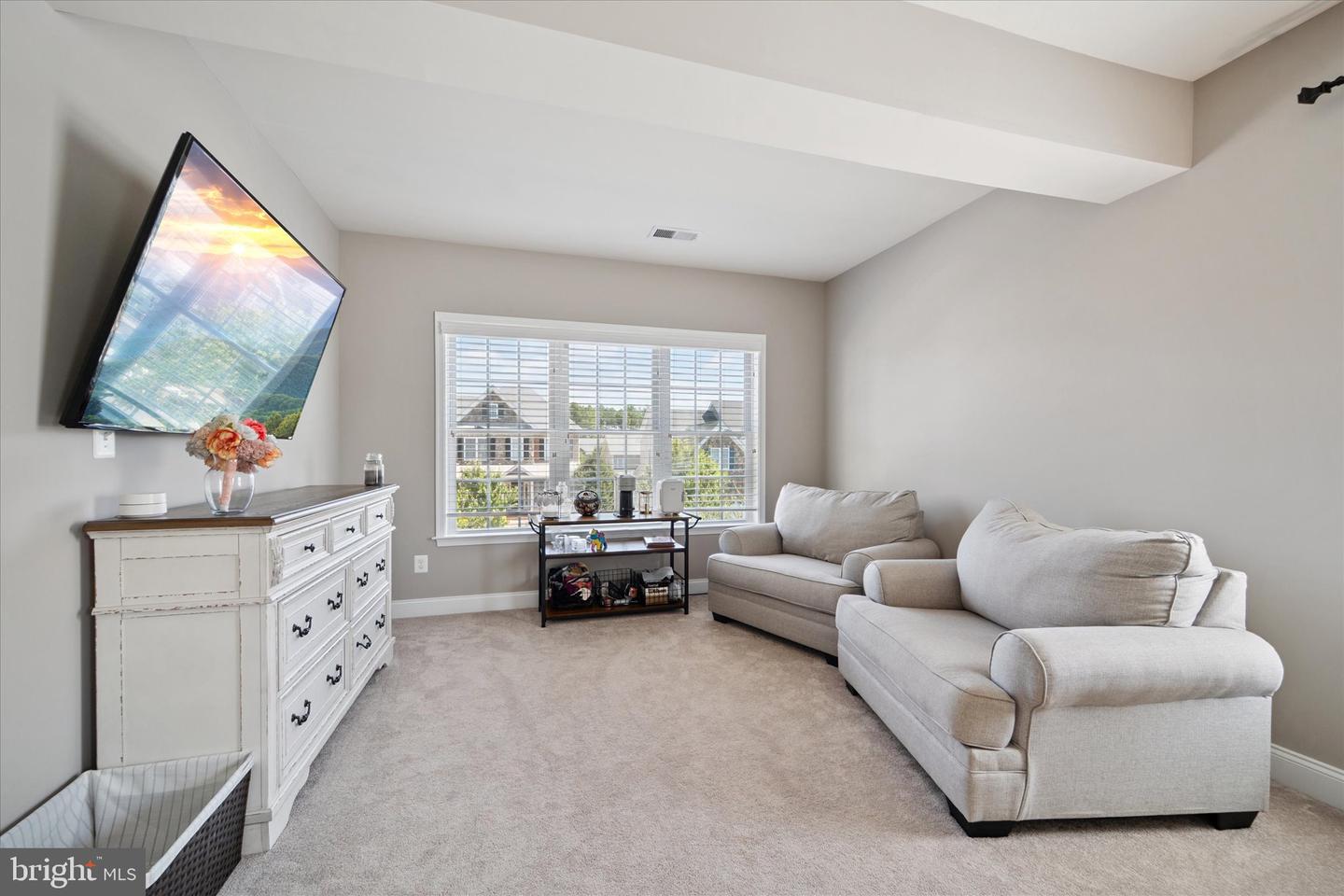 4622 HULL DR, HAYMARKET, Virginia 20169, 4 Bedrooms Bedrooms, ,4 BathroomsBathrooms,Residential,For sale,4622 HULL DR,VAPW2107770 MLS # VAPW2107770 4622 HULL DR, HAYMARKET, Virginia 20169, 4 Bedrooms Bedrooms, ,4 BathroomsBathrooms,Residential,For sale,4622 HULL DR,VAPW2107770 MLS # VAPW2107770