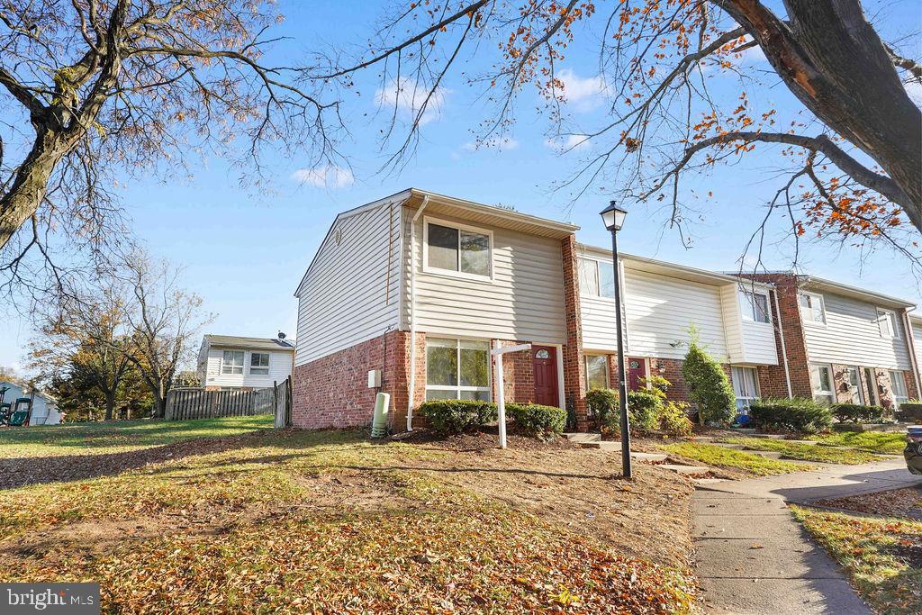 2201 CHAMBLEE PL, HERNDON, Virginia 20170, 2 Bedrooms Bedrooms, ,1 BathroomBathrooms,Residential,For sale,2201 CHAMBLEE PL,VAFX2279184 MLS # VAFX2279184 2201 CHAMBLEE PL, HERNDON, Virginia 20170, 2 Bedrooms Bedrooms, ,1 BathroomBathrooms,Residential,For sale,2201 CHAMBLEE PL,VAFX2279184 MLS # VAFX2279184