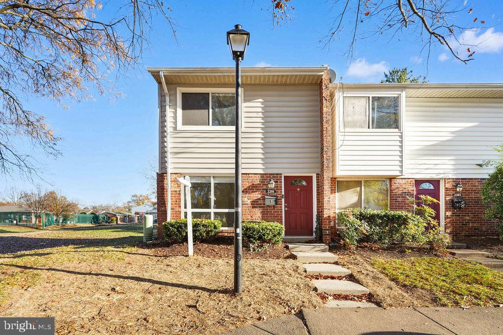 2201 CHAMBLEE PL, HERNDON, Virginia 20170, 2 Bedrooms Bedrooms, ,1 BathroomBathrooms,Residential,For sale,2201 CHAMBLEE PL,VAFX2279184 MLS # VAFX2279184 2201 CHAMBLEE PL, HERNDON, Virginia 20170, 2 Bedrooms Bedrooms, ,1 BathroomBathrooms,Residential,For sale,2201 CHAMBLEE PL,VAFX2279184 MLS # VAFX2279184