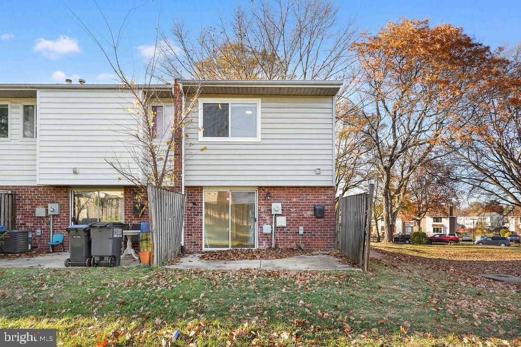 2201 CHAMBLEE PL, HERNDON, Virginia 20170, 2 Bedrooms Bedrooms, ,1 BathroomBathrooms,Residential,For sale,2201 CHAMBLEE PL,VAFX2279184 MLS # VAFX2279184 2201 CHAMBLEE PL, HERNDON, Virginia 20170, 2 Bedrooms Bedrooms, ,1 BathroomBathrooms,Residential,For sale,2201 CHAMBLEE PL,VAFX2279184 MLS # VAFX2279184