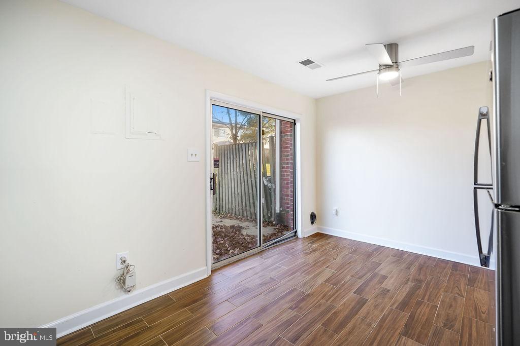 2201 CHAMBLEE PL, HERNDON, Virginia 20170, 2 Bedrooms Bedrooms, ,1 BathroomBathrooms,Residential,For sale,2201 CHAMBLEE PL,VAFX2279184 MLS # VAFX2279184 2201 CHAMBLEE PL, HERNDON, Virginia 20170, 2 Bedrooms Bedrooms, ,1 BathroomBathrooms,Residential,For sale,2201 CHAMBLEE PL,VAFX2279184 MLS # VAFX2279184