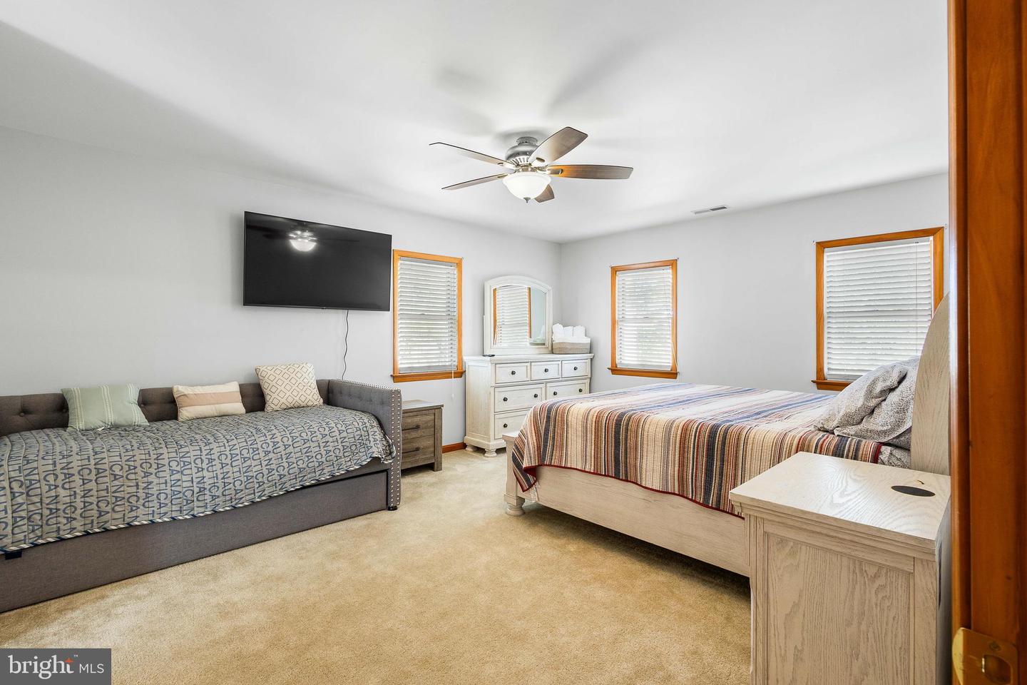 994 N GLEBE RD, MONTROSS, Virginia 22520, 4 Bedrooms Bedrooms, 8 Rooms Rooms,3 BathroomsBathrooms,Residential,For sale,994 N GLEBE RD,VAWE2010108 MLS # VAWE2010108