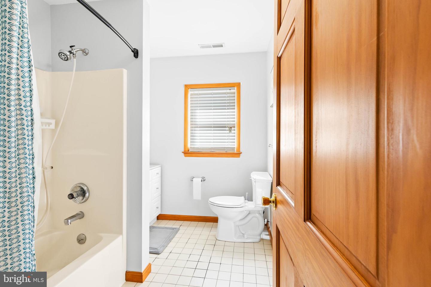 994 N GLEBE RD, MONTROSS, Virginia 22520, 4 Bedrooms Bedrooms, 8 Rooms Rooms,3 BathroomsBathrooms,Residential,For sale,994 N GLEBE RD,VAWE2010108 MLS # VAWE2010108