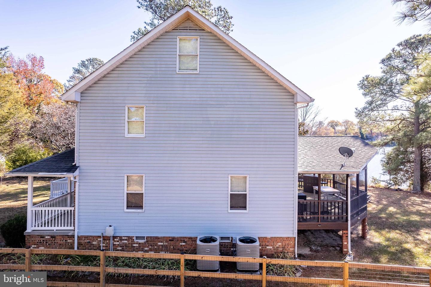 994 N GLEBE RD, MONTROSS, Virginia 22520, 4 Bedrooms Bedrooms, 8 Rooms Rooms,3 BathroomsBathrooms,Residential,For sale,994 N GLEBE RD,VAWE2010108 MLS # VAWE2010108