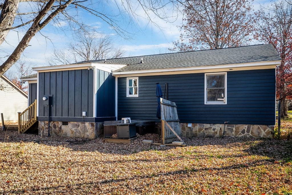 251 COOPER DR, STUARTS DRAFT, Virginia 24477, 3 Bedrooms Bedrooms, ,2 BathroomsBathrooms,Residential,251 COOPER DR,671158 MLS # 671158 251 COOPER DR, STUARTS DRAFT, Virginia 24477, 3 Bedrooms Bedrooms, ,2 BathroomsBathrooms,Residential,251 COOPER DR,671158 MLS # 671158