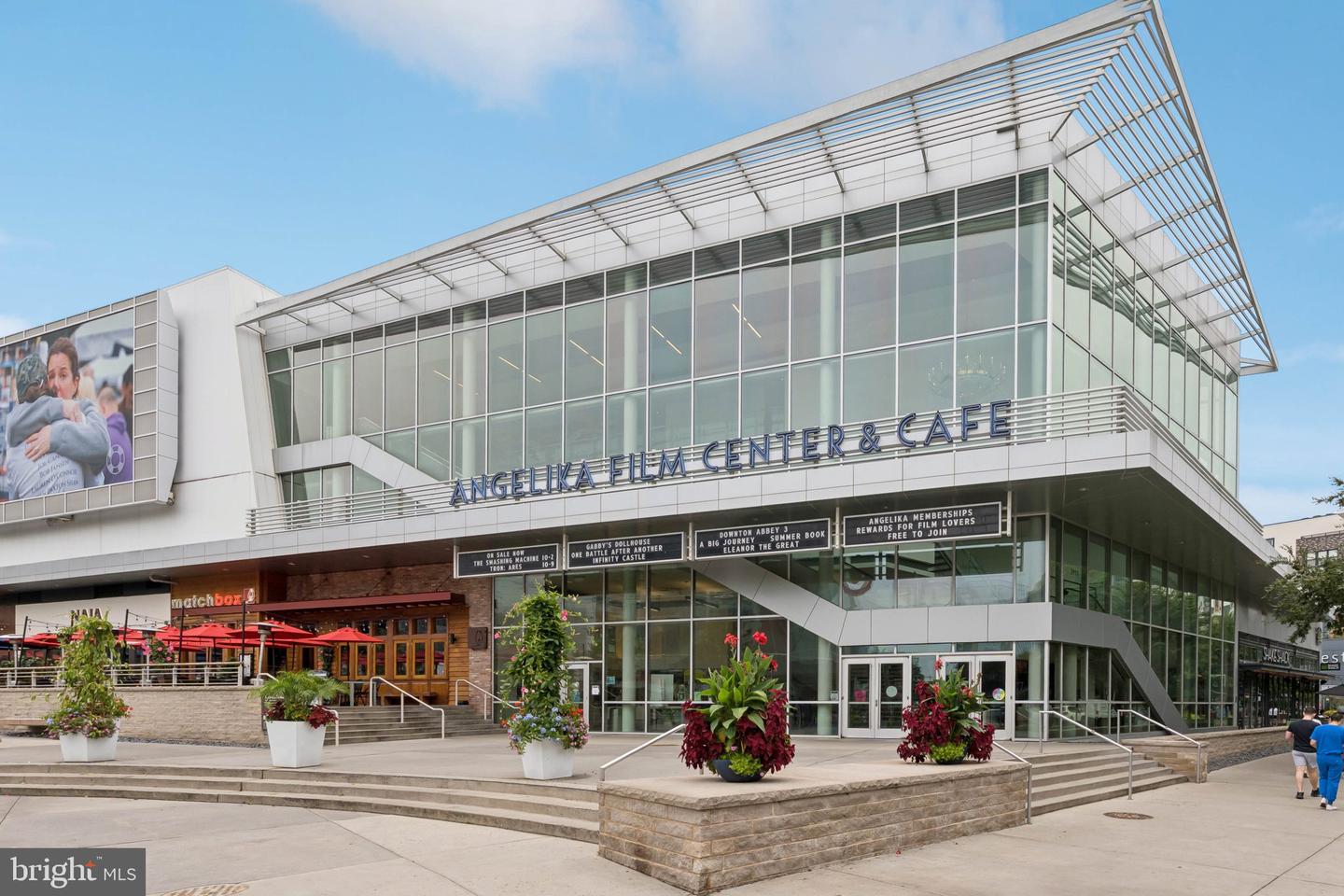 2665 PROSPERITY AVE #111, FAIRFAX, Virginia 22031, 2 Bedrooms Bedrooms, ,2 BathroomsBathrooms,Residential,For sale,2665 PROSPERITY AVE #111,VAFX2269930 MLS # VAFX2269930 2665 PROSPERITY AVE #111, FAIRFAX, Virginia 22031, 2 Bedrooms Bedrooms, ,2 BathroomsBathrooms,Residential,For sale,2665 PROSPERITY AVE #111,VAFX2269930 MLS # VAFX2269930