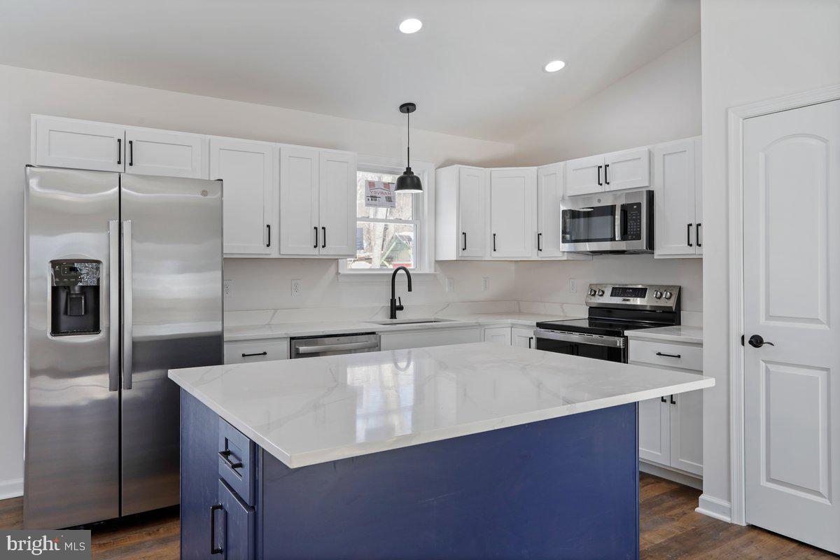 425 BLUEBIRD TRL, WINCHESTER, Virginia 22602, 3 Bedrooms Bedrooms, ,2 BathroomsBathrooms,Residential,For sale,425 BLUEBIRD TRL,VAFV2037504 MLS # VAFV2037504 425 BLUEBIRD TRL, WINCHESTER, Virginia 22602, 3 Bedrooms Bedrooms, ,2 BathroomsBathrooms,Residential,For sale,425 BLUEBIRD TRL,VAFV2037504 MLS # VAFV2037504