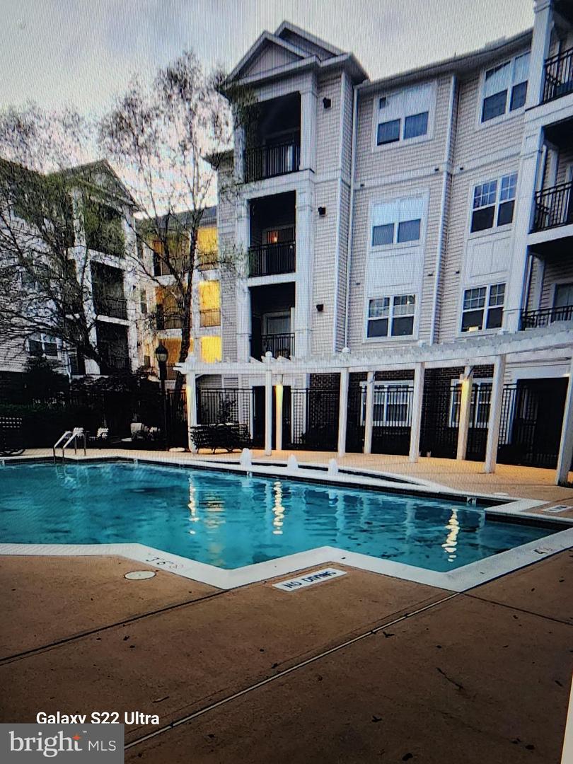 12945 CENTRE PARK CIR #110, HERNDON, Virginia 20171, 3 Bedrooms Bedrooms, ,2 BathroomsBathrooms,Residential,For sale,12945 CENTRE PARK CIR #110,VAFX2274614 MLS # VAFX2274614 12945 CENTRE PARK CIR #110, HERNDON, Virginia 20171, 3 Bedrooms Bedrooms, ,2 BathroomsBathrooms,Residential,For sale,12945 CENTRE PARK CIR #110,VAFX2274614 MLS # VAFX2274614