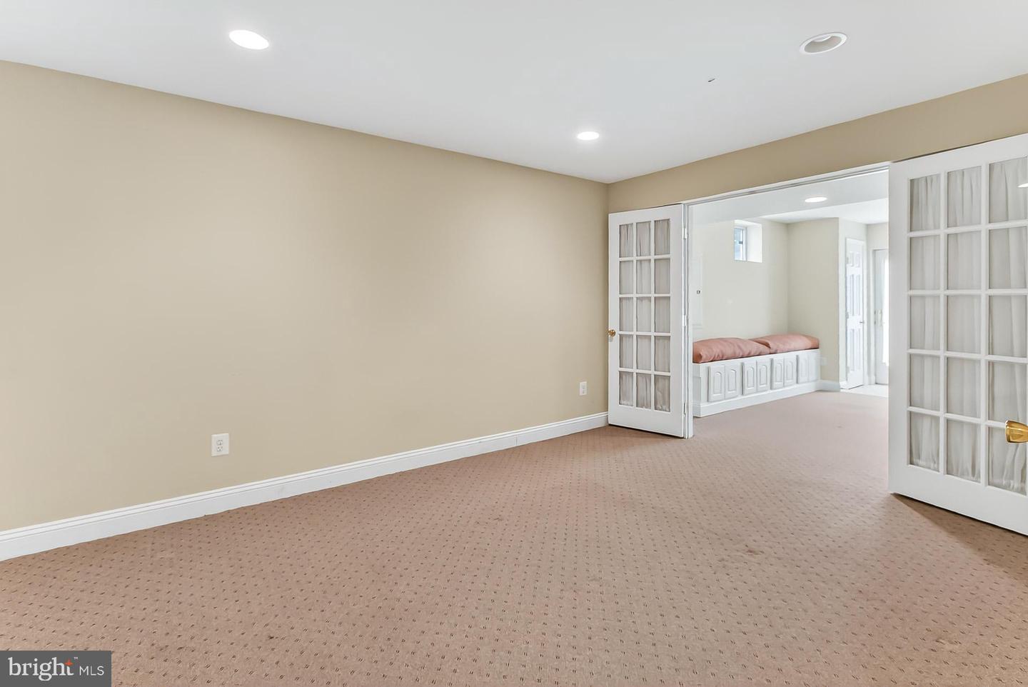 26089 WENDELL ST, CHANTILLY, Virginia 20152, 4 Bedrooms Bedrooms, 8 Rooms Rooms,3 BathroomsBathrooms,Residential,For sale,26089 WENDELL ST,VALO2109614 MLS # VALO2109614 26089 WENDELL ST, CHANTILLY, Virginia 20152, 4 Bedrooms Bedrooms, 8 Rooms Rooms,3 BathroomsBathrooms,Residential,For sale,26089 WENDELL ST,VALO2109614 MLS # VALO2109614