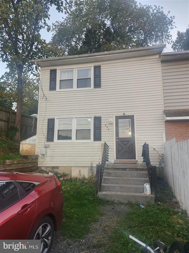 404 VISCOSE AVE, FRONT ROYAL, Virginia 22630, 3 Bedrooms Bedrooms, ,1 BathroomBathrooms,Residential,For sale,404 VISCOSE AVE,VAWR2012650 MLS # VAWR2012650