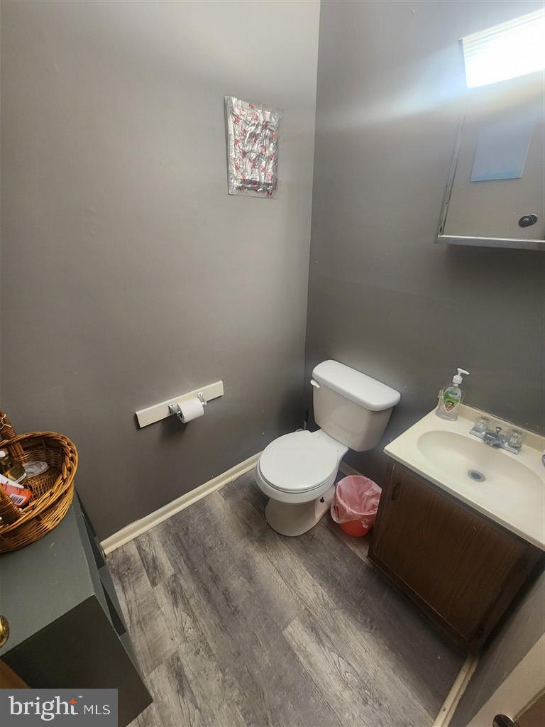 404 VISCOSE AVE, FRONT ROYAL, Virginia 22630, 3 Bedrooms Bedrooms, ,1 BathroomBathrooms,Residential,For sale,404 VISCOSE AVE,VAWR2012650 MLS # VAWR2012650