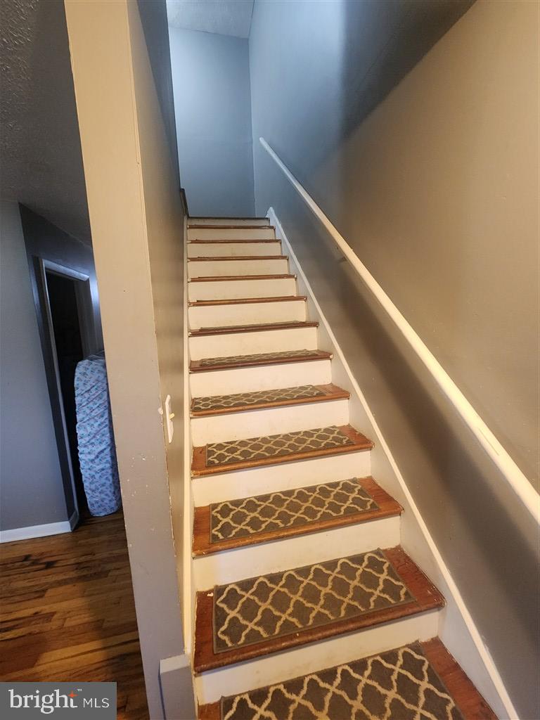 404 VISCOSE AVE, FRONT ROYAL, Virginia 22630, 3 Bedrooms Bedrooms, ,1 BathroomBathrooms,Residential,For sale,404 VISCOSE AVE,VAWR2012650 MLS # VAWR2012650