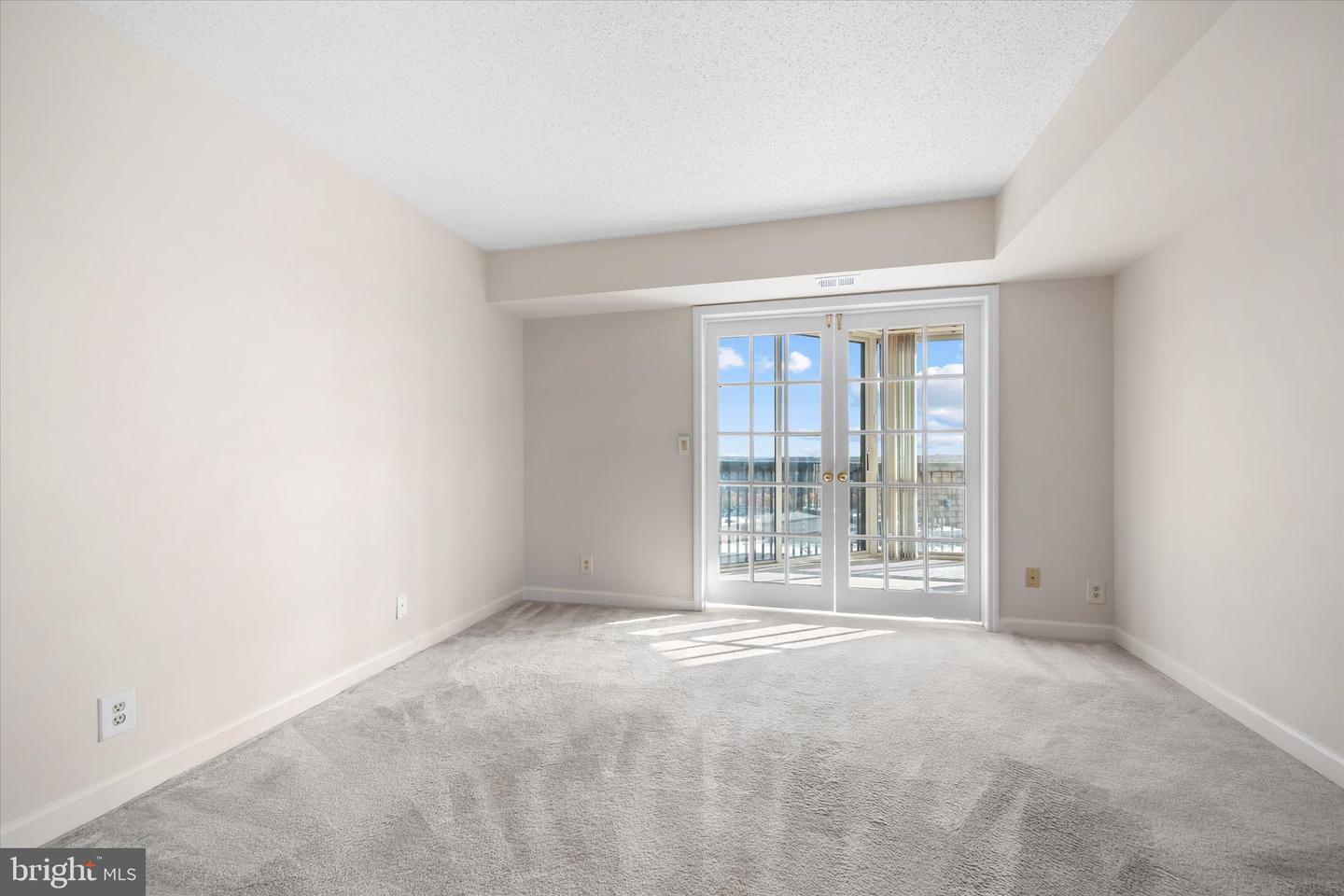 5902 MOUNT EAGLE DR #1410, ALEXANDRIA, Virginia 22303, 2 Bedrooms Bedrooms, ,2 BathroomsBathrooms,Residential,For sale,5902 MOUNT EAGLE DR #1410,VAFX2277938 MLS # VAFX2277938 5902 MOUNT EAGLE DR #1410, ALEXANDRIA, Virginia 22303, 2 Bedrooms Bedrooms, ,2 BathroomsBathrooms,Residential,For sale,5902 MOUNT EAGLE DR #1410,VAFX2277938 MLS # VAFX2277938