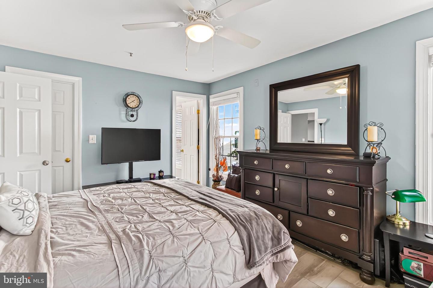 12213 FAIRFIELD HOUSE DR #506B, FAIRFAX, Virginia 22033, 2 Bedrooms Bedrooms, 4 Rooms Rooms,2 BathroomsBathrooms,Residential,For sale,12213 FAIRFIELD HOUSE DR #506B,VAFX2278486 MLS # VAFX2278486 12213 FAIRFIELD HOUSE DR #506B, FAIRFAX, Virginia 22033, 2 Bedrooms Bedrooms, 4 Rooms Rooms,2 BathroomsBathrooms,Residential,For sale,12213 FAIRFIELD HOUSE DR #506B,VAFX2278486 MLS # VAFX2278486