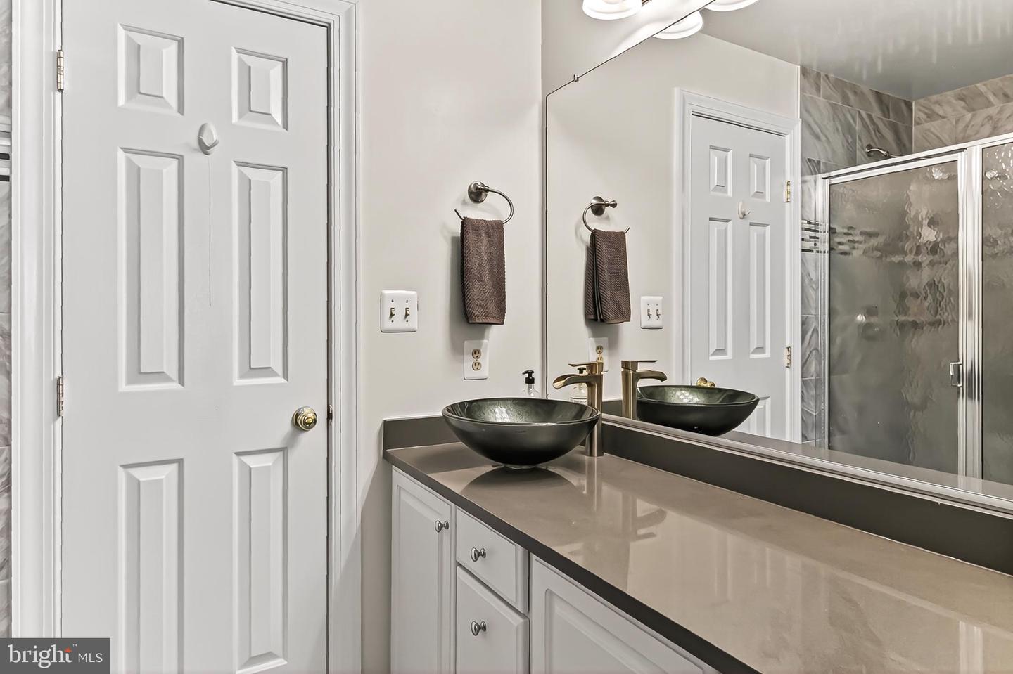 12213 FAIRFIELD HOUSE DR #506B, FAIRFAX, Virginia 22033, 2 Bedrooms Bedrooms, 4 Rooms Rooms,2 BathroomsBathrooms,Residential,For sale,12213 FAIRFIELD HOUSE DR #506B,VAFX2278486 MLS # VAFX2278486 12213 FAIRFIELD HOUSE DR #506B, FAIRFAX, Virginia 22033, 2 Bedrooms Bedrooms, 4 Rooms Rooms,2 BathroomsBathrooms,Residential,For sale,12213 FAIRFIELD HOUSE DR #506B,VAFX2278486 MLS # VAFX2278486