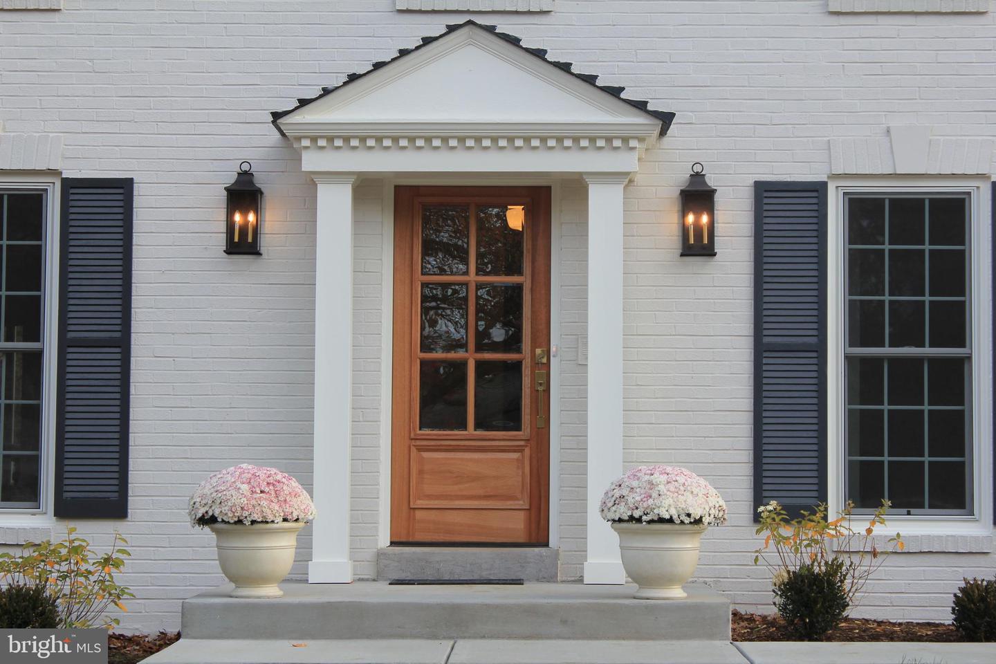 9918 LINDEL LN, VIENNA, Virginia 22181, 4 Bedrooms Bedrooms, ,3 BathroomsBathrooms,Residential,For sale,9918 LINDEL LN,VAFX2278762 MLS # VAFX2278762 9918 LINDEL LN, VIENNA, Virginia 22181, 4 Bedrooms Bedrooms, ,3 BathroomsBathrooms,Residential,For sale,9918 LINDEL LN,VAFX2278762 MLS # VAFX2278762