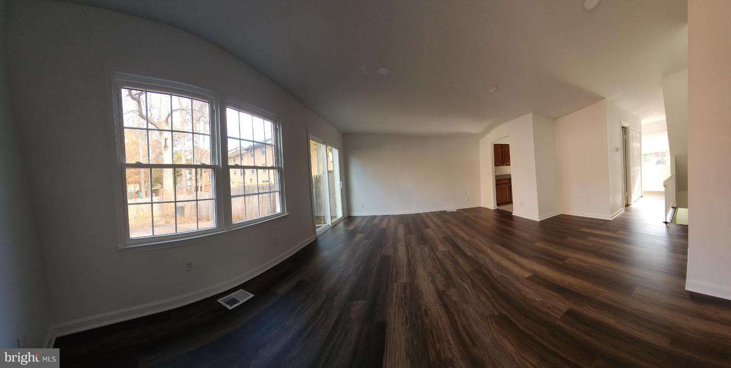 14828 HOXTON SQ, CENTREVILLE, Virginia 20120, 3 Bedrooms Bedrooms, 12 Rooms Rooms,2 BathroomsBathrooms,Residential,For sale,14828 HOXTON SQ,VAFX2278580 MLS # VAFX2278580 14828 HOXTON SQ, CENTREVILLE, Virginia 20120, 3 Bedrooms Bedrooms, 12 Rooms Rooms,2 BathroomsBathrooms,Residential,For sale,14828 HOXTON SQ,VAFX2278580 MLS # VAFX2278580