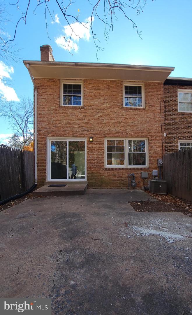 14828 HOXTON SQ, CENTREVILLE, Virginia 20120, 3 Bedrooms Bedrooms, 12 Rooms Rooms,2 BathroomsBathrooms,Residential,For sale,14828 HOXTON SQ,VAFX2278580 MLS # VAFX2278580 14828 HOXTON SQ, CENTREVILLE, Virginia 20120, 3 Bedrooms Bedrooms, 12 Rooms Rooms,2 BathroomsBathrooms,Residential,For sale,14828 HOXTON SQ,VAFX2278580 MLS # VAFX2278580