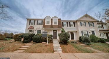 3 PALMER CT, STERLING, Virginia 20165, 2 Bedrooms Bedrooms, ,1 BathroomBathrooms,Residential,For sale,3 PALMER CT,VALO2111042 MLS # VALO2111042