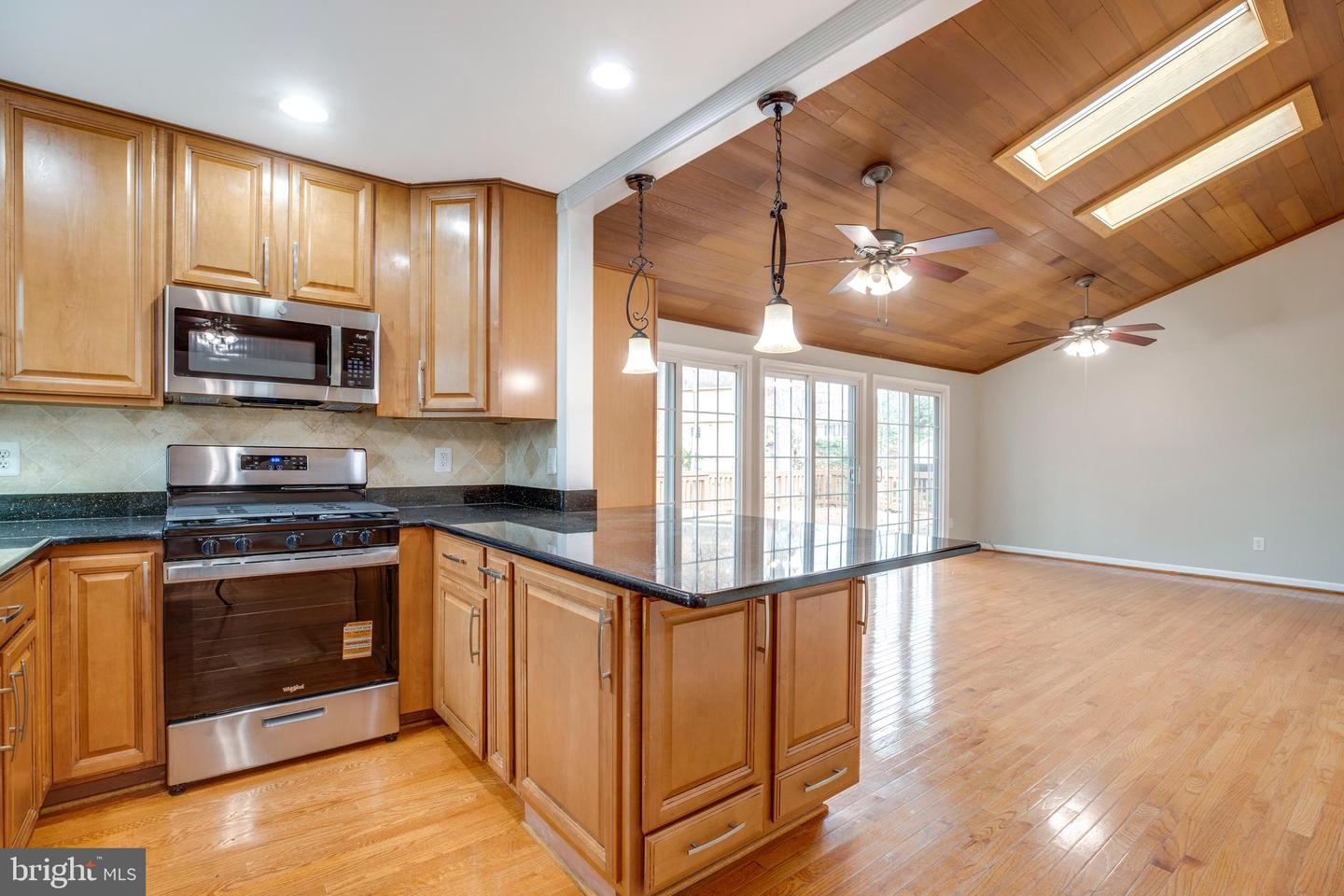 4504 WAKEFIELD DR, ANNANDALE, Virginia 22003, 5 Bedrooms Bedrooms, ,3 BathroomsBathrooms,Residential,For sale,4504 WAKEFIELD DR,VAFX2278932 MLS # VAFX2278932 4504 WAKEFIELD DR, ANNANDALE, Virginia 22003, 5 Bedrooms Bedrooms, ,3 BathroomsBathrooms,Residential,For sale,4504 WAKEFIELD DR,VAFX2278932 MLS # VAFX2278932