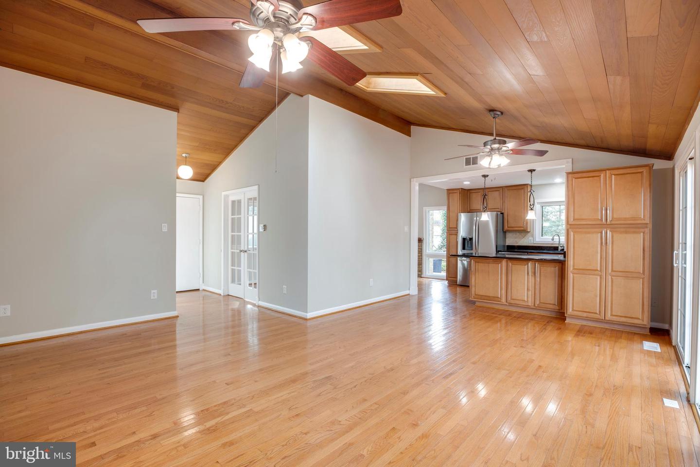 4504 WAKEFIELD DR, ANNANDALE, Virginia 22003, 5 Bedrooms Bedrooms, ,3 BathroomsBathrooms,Residential,For sale,4504 WAKEFIELD DR,VAFX2278932 MLS # VAFX2278932 4504 WAKEFIELD DR, ANNANDALE, Virginia 22003, 5 Bedrooms Bedrooms, ,3 BathroomsBathrooms,Residential,For sale,4504 WAKEFIELD DR,VAFX2278932 MLS # VAFX2278932