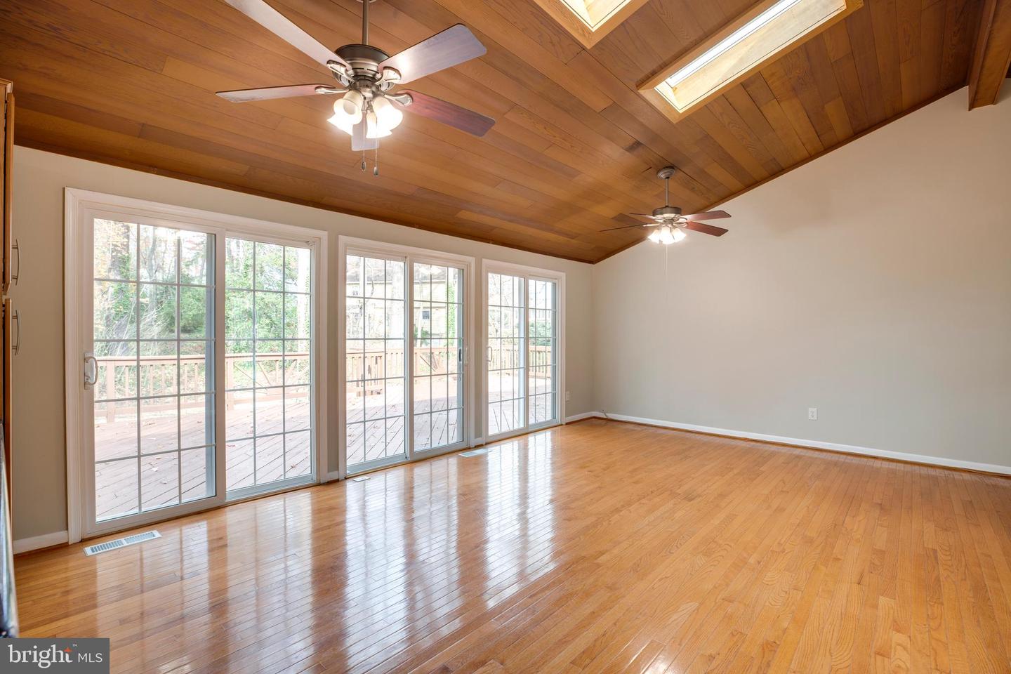 4504 WAKEFIELD DR, ANNANDALE, Virginia 22003, 5 Bedrooms Bedrooms, ,3 BathroomsBathrooms,Residential,For sale,4504 WAKEFIELD DR,VAFX2278932 MLS # VAFX2278932 4504 WAKEFIELD DR, ANNANDALE, Virginia 22003, 5 Bedrooms Bedrooms, ,3 BathroomsBathrooms,Residential,For sale,4504 WAKEFIELD DR,VAFX2278932 MLS # VAFX2278932