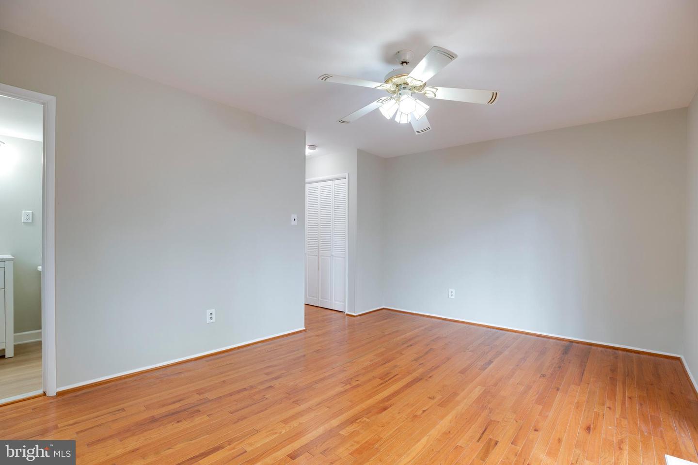 4504 WAKEFIELD DR, ANNANDALE, Virginia 22003, 5 Bedrooms Bedrooms, ,3 BathroomsBathrooms,Residential,For sale,4504 WAKEFIELD DR,VAFX2278932 MLS # VAFX2278932 4504 WAKEFIELD DR, ANNANDALE, Virginia 22003, 5 Bedrooms Bedrooms, ,3 BathroomsBathrooms,Residential,For sale,4504 WAKEFIELD DR,VAFX2278932 MLS # VAFX2278932