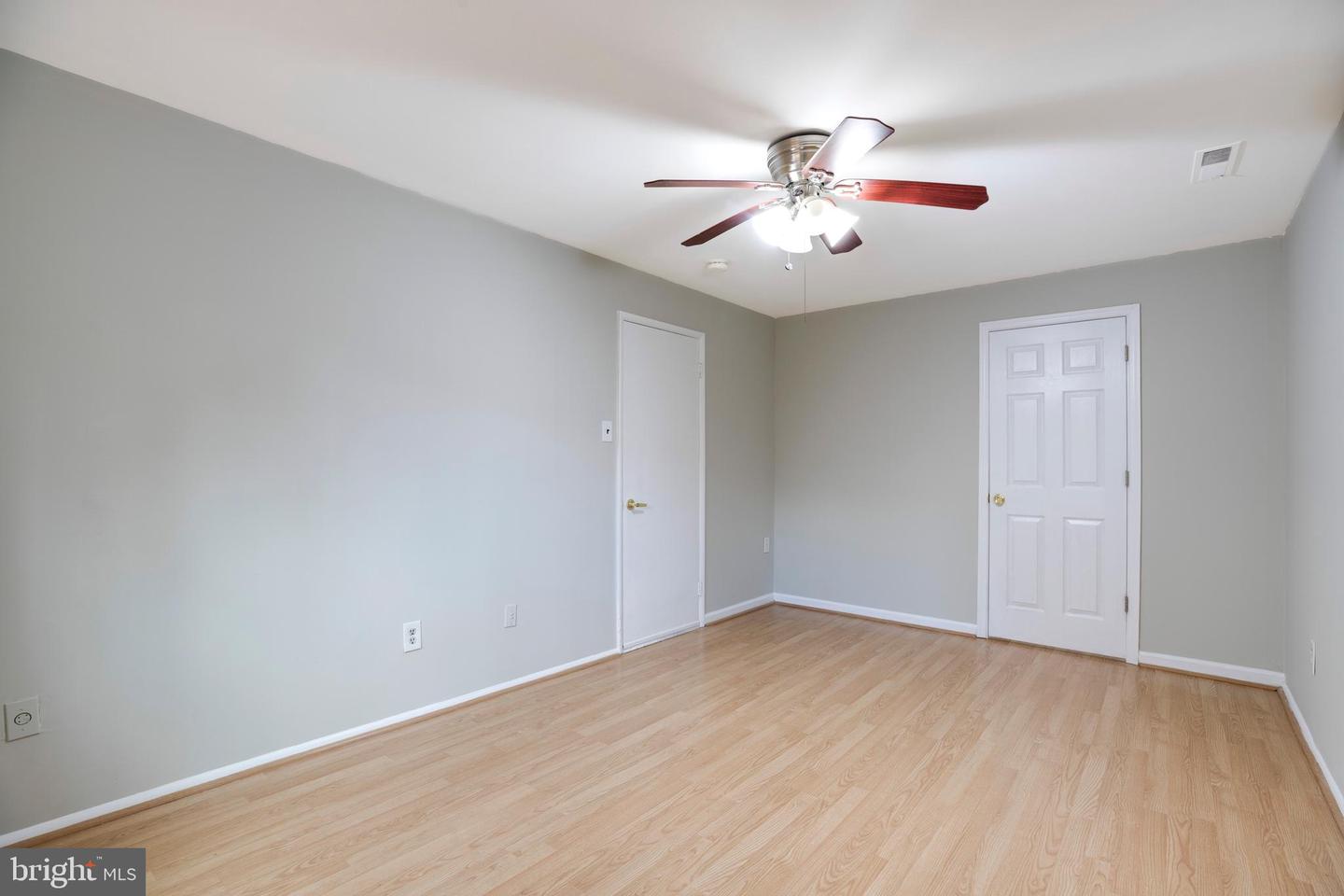 4504 WAKEFIELD DR, ANNANDALE, Virginia 22003, 5 Bedrooms Bedrooms, ,3 BathroomsBathrooms,Residential,For sale,4504 WAKEFIELD DR,VAFX2278932 MLS # VAFX2278932 4504 WAKEFIELD DR, ANNANDALE, Virginia 22003, 5 Bedrooms Bedrooms, ,3 BathroomsBathrooms,Residential,For sale,4504 WAKEFIELD DR,VAFX2278932 MLS # VAFX2278932