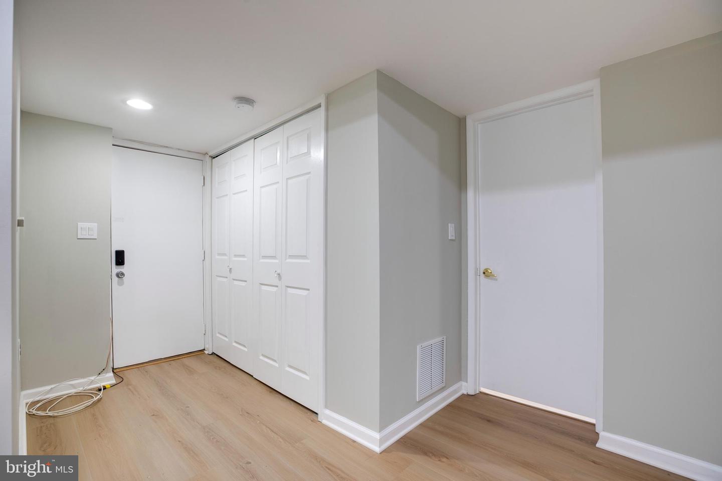 4504 WAKEFIELD DR, ANNANDALE, Virginia 22003, 5 Bedrooms Bedrooms, ,3 BathroomsBathrooms,Residential,For sale,4504 WAKEFIELD DR,VAFX2278932 MLS # VAFX2278932 4504 WAKEFIELD DR, ANNANDALE, Virginia 22003, 5 Bedrooms Bedrooms, ,3 BathroomsBathrooms,Residential,For sale,4504 WAKEFIELD DR,VAFX2278932 MLS # VAFX2278932