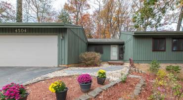 4504 WAKEFIELD DR, ANNANDALE, Virginia 22003, 5 Bedrooms Bedrooms, ,3 BathroomsBathrooms,Residential,For sale,4504 WAKEFIELD DR,VAFX2278932 MLS # VAFX2278932