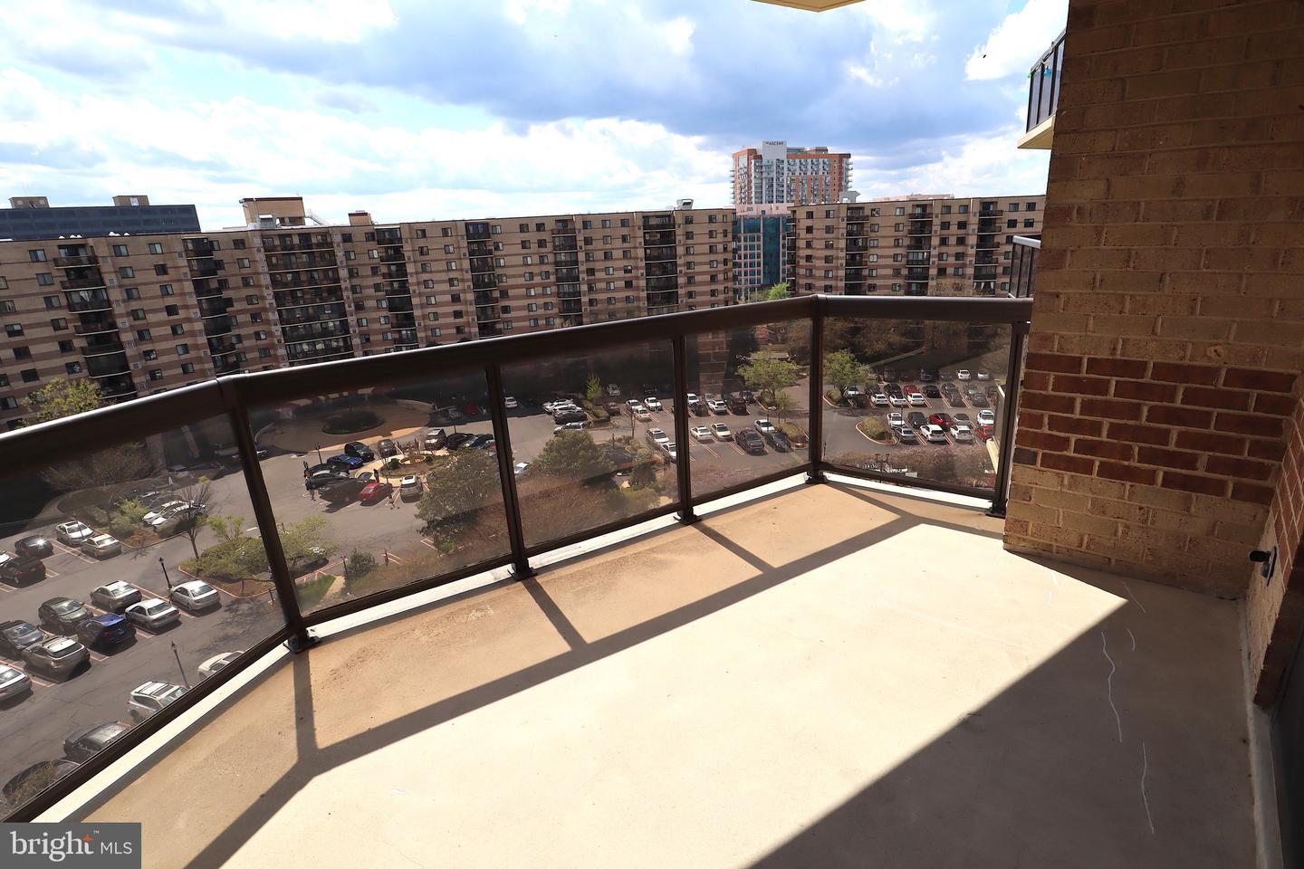 8350 GREENSBORO DR #807, MCLEAN, Virginia 22102, 2 Bedrooms Bedrooms, ,2 BathroomsBathrooms,Residential,For sale,8350 GREENSBORO DR #807,VAFX2279126 MLS # VAFX2279126 8350 GREENSBORO DR #807, MCLEAN, Virginia 22102, 2 Bedrooms Bedrooms, ,2 BathroomsBathrooms,Residential,For sale,8350 GREENSBORO DR #807,VAFX2279126 MLS # VAFX2279126