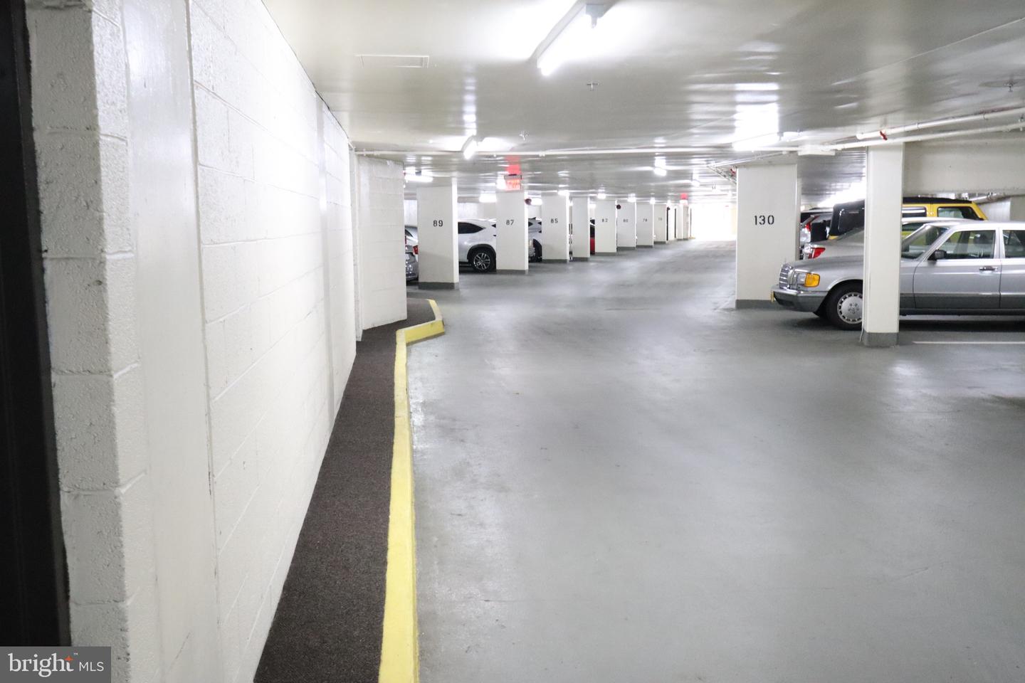 8350 GREENSBORO DR #807, MCLEAN, Virginia 22102, 2 Bedrooms Bedrooms, ,2 BathroomsBathrooms,Residential,For sale,8350 GREENSBORO DR #807,VAFX2279126 MLS # VAFX2279126 8350 GREENSBORO DR #807, MCLEAN, Virginia 22102, 2 Bedrooms Bedrooms, ,2 BathroomsBathrooms,Residential,For sale,8350 GREENSBORO DR #807,VAFX2279126 MLS # VAFX2279126