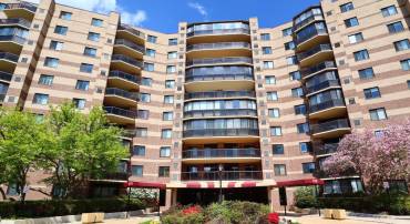 8350 GREENSBORO DR #807, MCLEAN, Virginia 22102, 2 Bedrooms Bedrooms, ,2 BathroomsBathrooms,Residential,For sale,8350 GREENSBORO DR #807,VAFX2279126 MLS # VAFX2279126