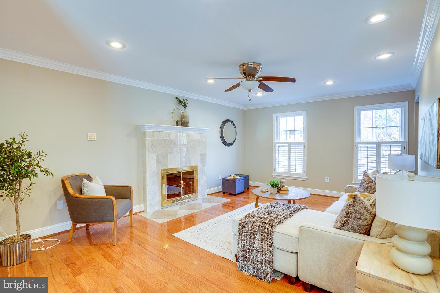 10993 HIGHRIDGE ST, FAIRFAX STATION, Virginia 22039, 4 Bedrooms Bedrooms, ,2 BathroomsBathrooms,Residential,For sale,10993 HIGHRIDGE ST,VAFX2279212 MLS # VAFX2279212 10993 HIGHRIDGE ST, FAIRFAX STATION, Virginia 22039, 4 Bedrooms Bedrooms, ,2 BathroomsBathrooms,Residential,For sale,10993 HIGHRIDGE ST,VAFX2279212 MLS # VAFX2279212