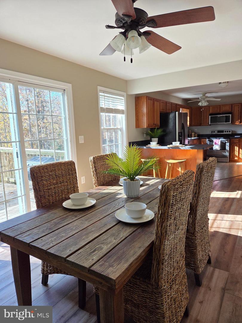 32 GENERAL LEE CT, MONTROSS, Virginia 22520, 3 Bedrooms Bedrooms, ,2 BathroomsBathrooms,Residential,For sale,32 GENERAL LEE CT,VAWE2010110 MLS # VAWE2010110 32 GENERAL LEE CT, MONTROSS, Virginia 22520, 3 Bedrooms Bedrooms, ,2 BathroomsBathrooms,Residential,For sale,32 GENERAL LEE CT,VAWE2010110 MLS # VAWE2010110