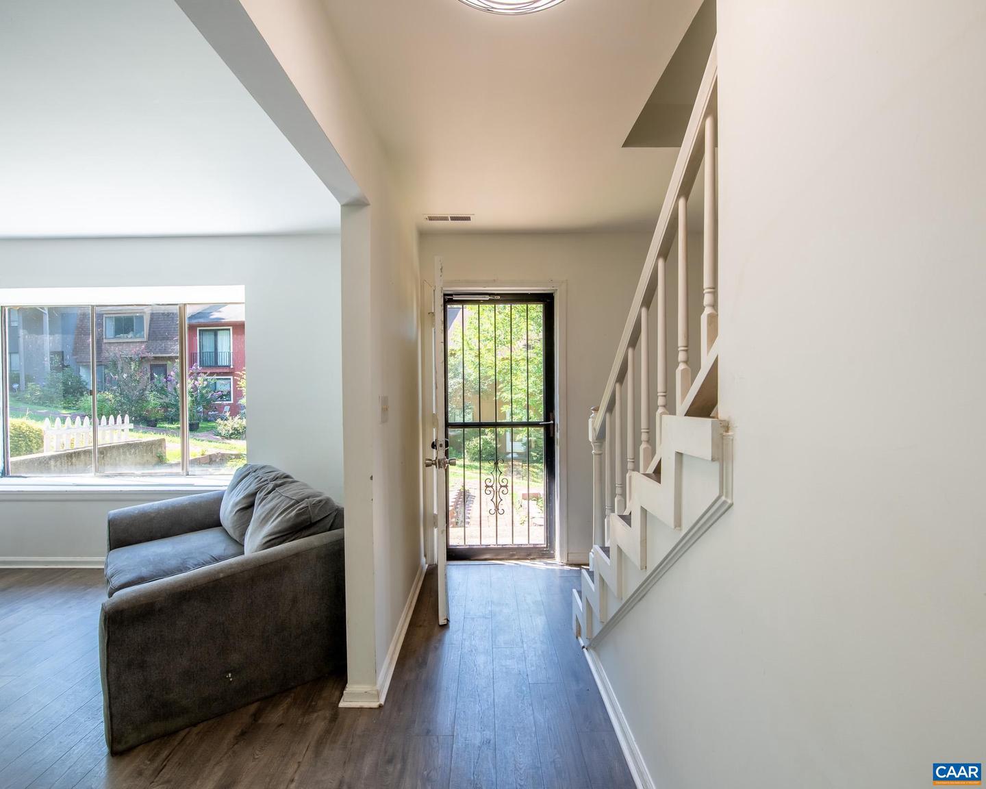 28 WOODLAKE DR, CHARLOTTESVILLE, Virginia 22901, 3 Bedrooms Bedrooms, ,1 BathroomBathrooms,Residential,For sale,28 WOODLAKE DR,671113 MLS # 671113 28 WOODLAKE DR, CHARLOTTESVILLE, Virginia 22901, 3 Bedrooms Bedrooms, ,1 BathroomBathrooms,Residential,For sale,28 WOODLAKE DR,671113 MLS # 671113