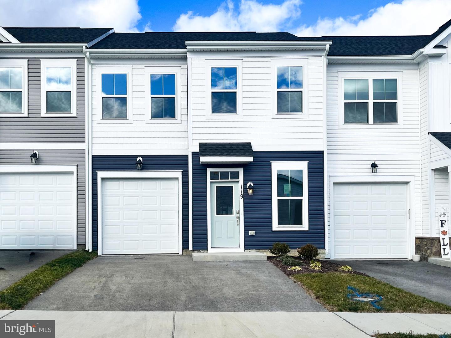 119 HEIRLOOM WAY, WINCHESTER, Virginia 22603, 3 Bedrooms Bedrooms, ,2 BathroomsBathrooms,Residential,For sale,119 HEIRLOOM WAY,VAFV2038064 MLS # VAFV2038064 119 HEIRLOOM WAY, WINCHESTER, Virginia 22603, 3 Bedrooms Bedrooms, ,2 BathroomsBathrooms,Residential,For sale,119 HEIRLOOM WAY,VAFV2038064 MLS # VAFV2038064