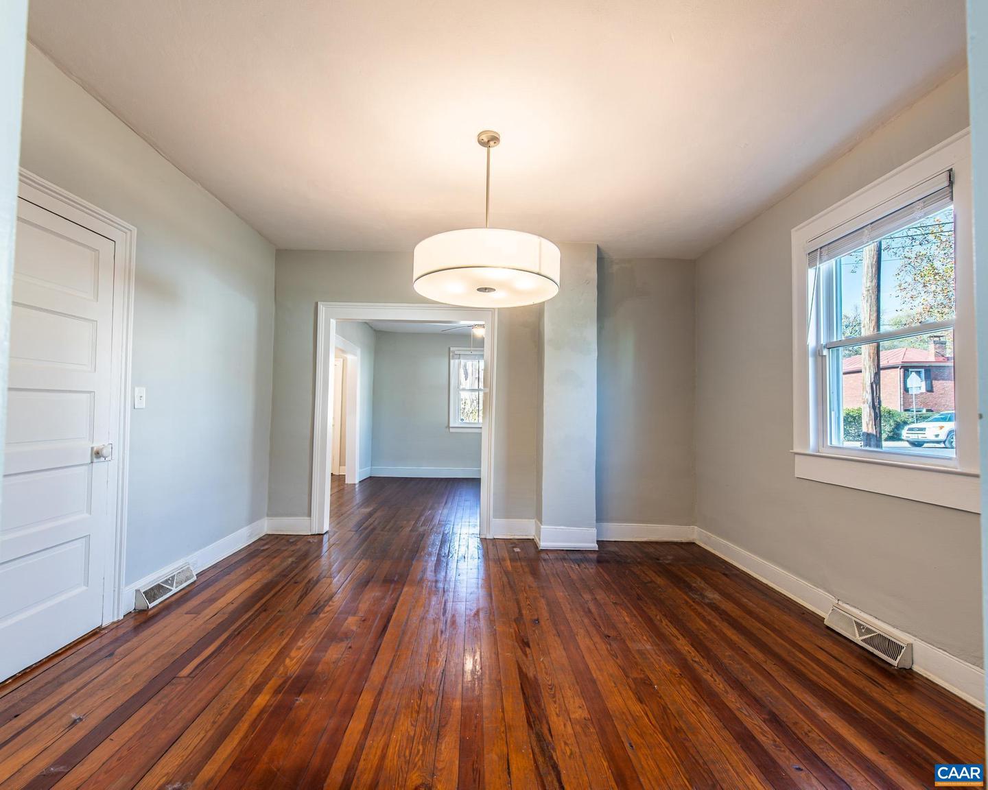 430 11TH ST, CHARLOTTESVILLE, Virginia 22903, 2 Bedrooms Bedrooms, ,1 BathroomBathrooms,Residential,For sale,430 11TH ST,671126 MLS # 671126 430 11TH ST, CHARLOTTESVILLE, Virginia 22903, 2 Bedrooms Bedrooms, ,1 BathroomBathrooms,Residential,For sale,430 11TH ST,671126 MLS # 671126